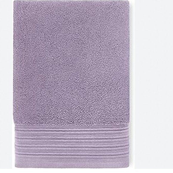 Kate Spade New York Scallop Pleat Bath Towel in frozen lilac/light purple nwt - Picture 1 of 9